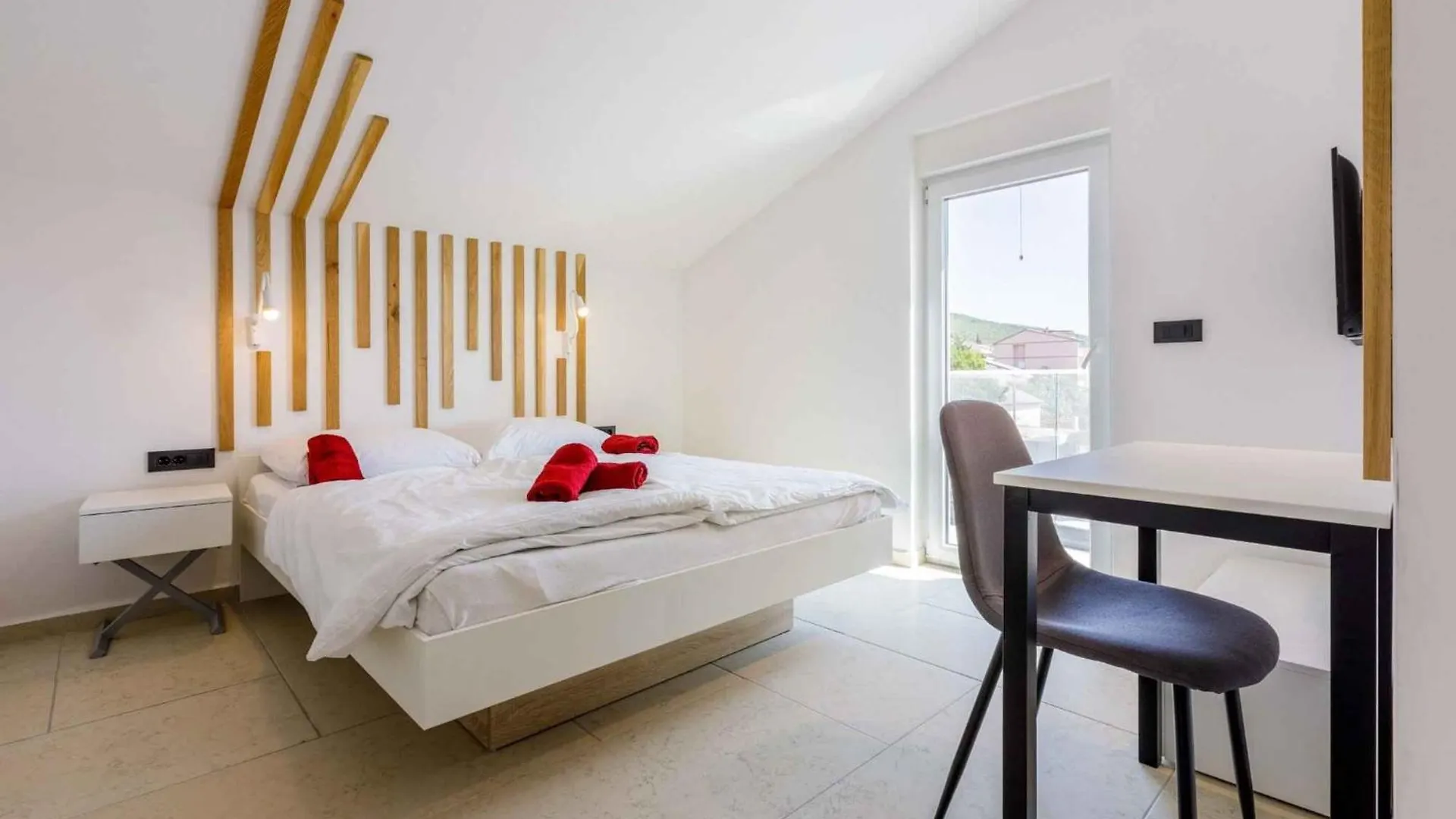 Apartment In Crikvenica 41679