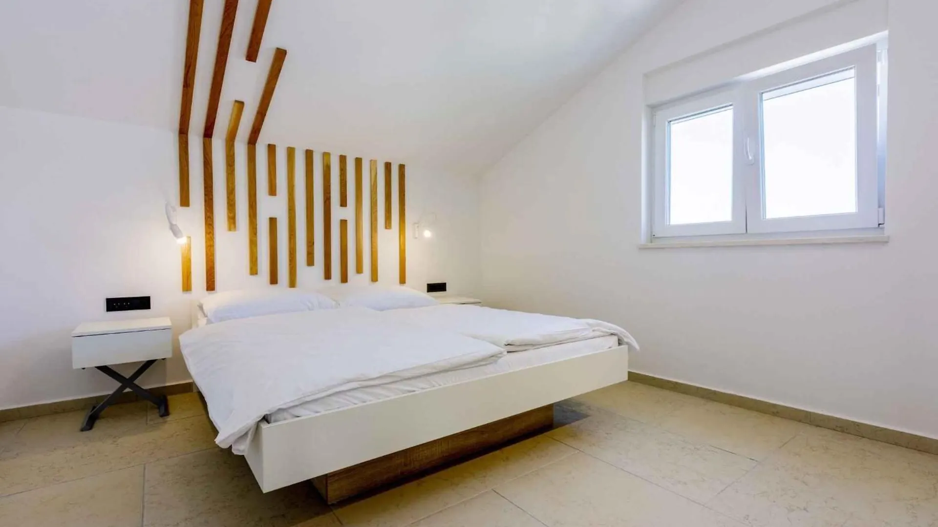 Apartment In Crikvenica 41679