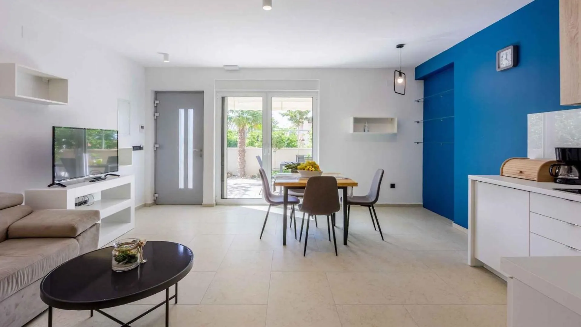 Apartment In Crikvenica 41679