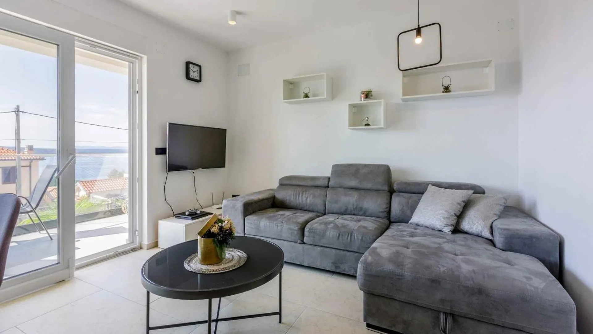 Apartment In Crikvenica 41679
